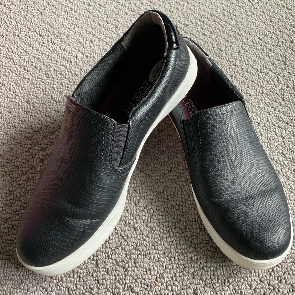 Dr. Scholls cool & comfy flats. 8 1/2